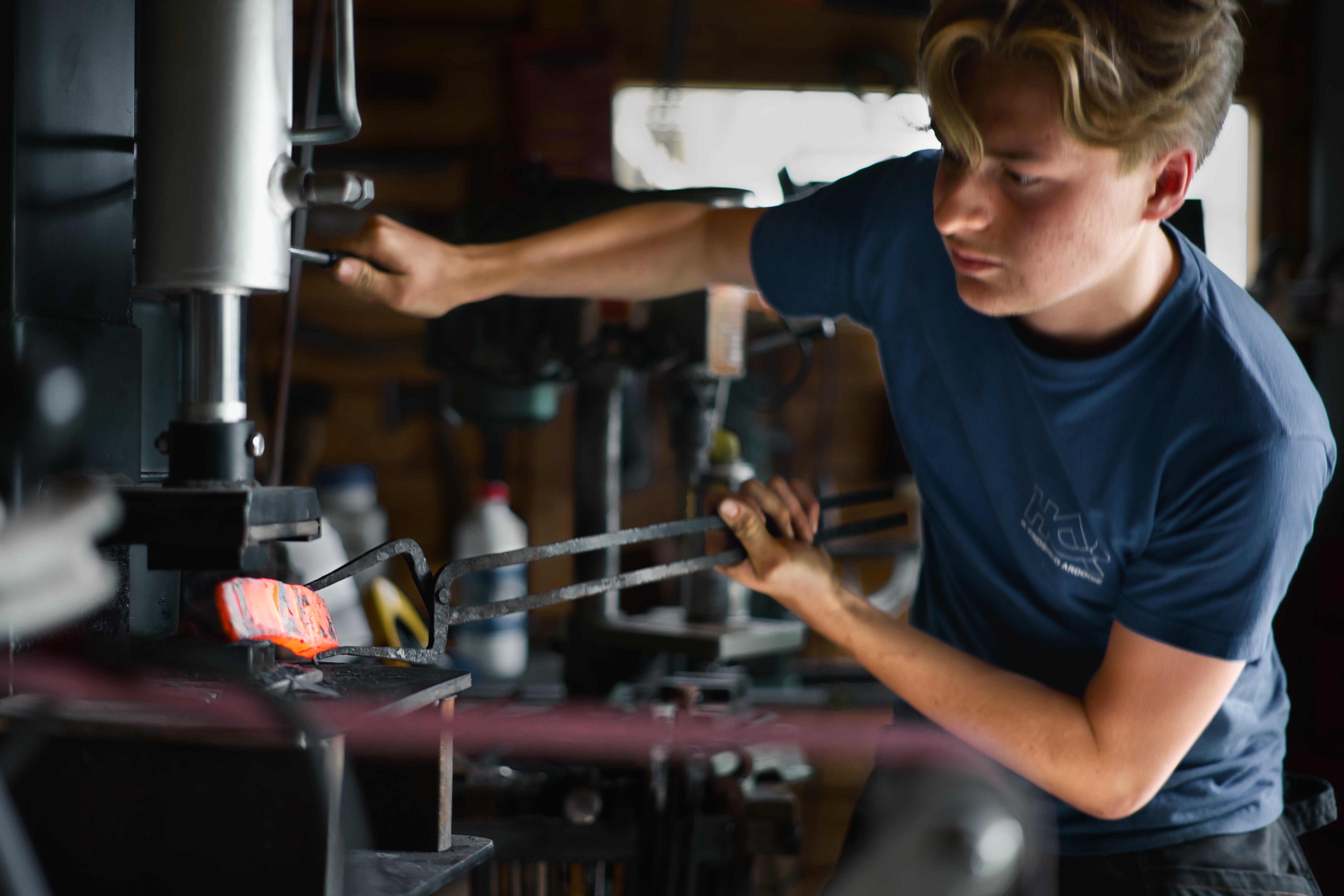 Hand-forging process